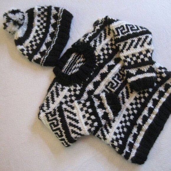 NEW Handmade GRAPHIC ART Soft Sweater & Hat Set, Size 3-6 months, Black & White - Picture 1 of 6